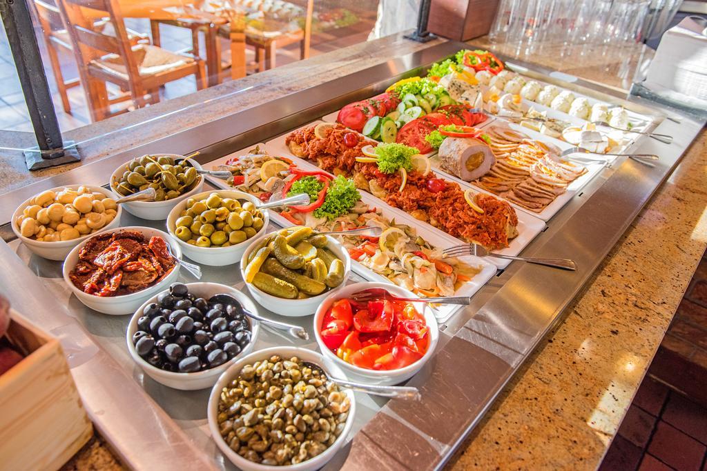 Hotel Szafran Czeladz Ngoại thất bức ảnh